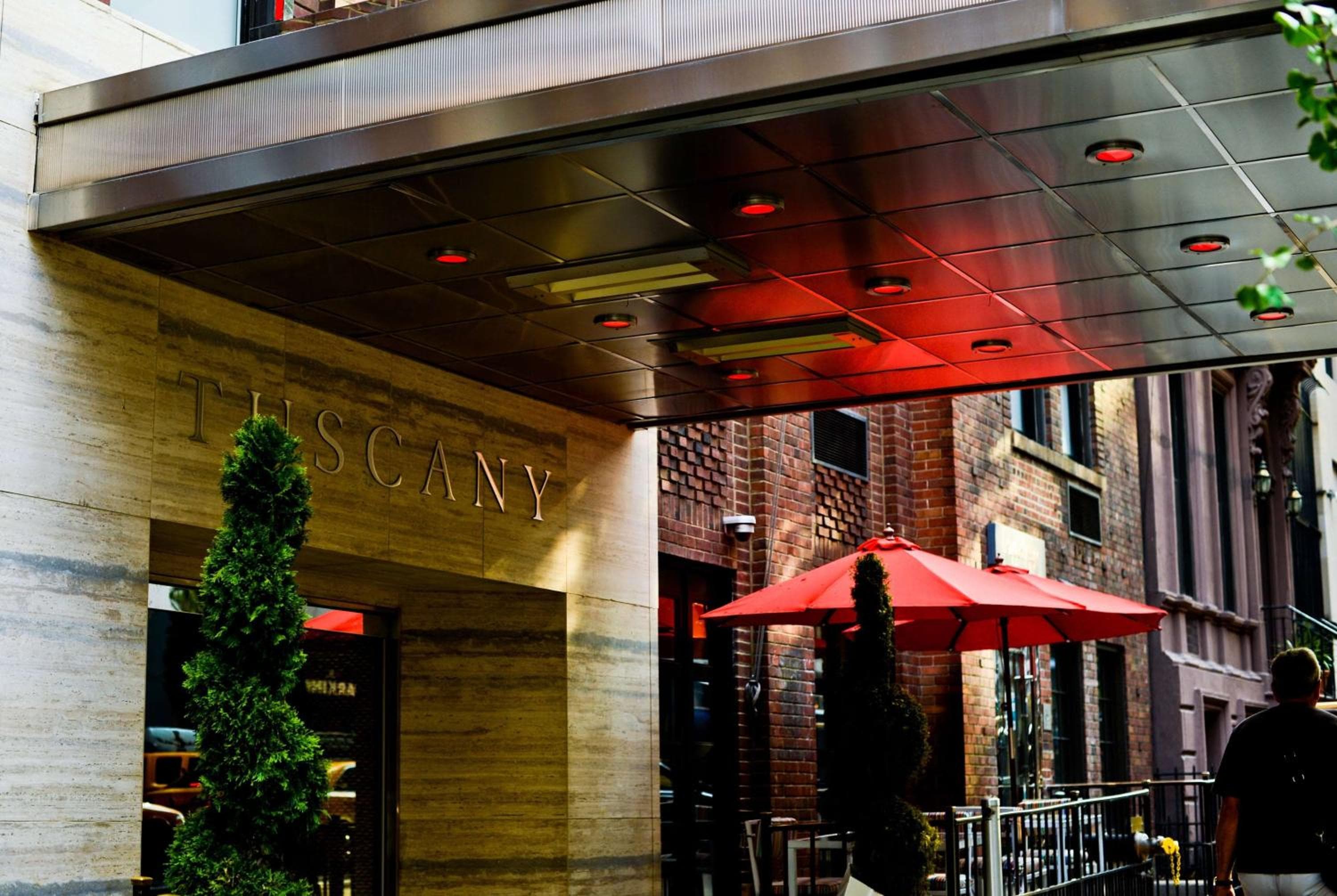 Lexington Plaza Hotel